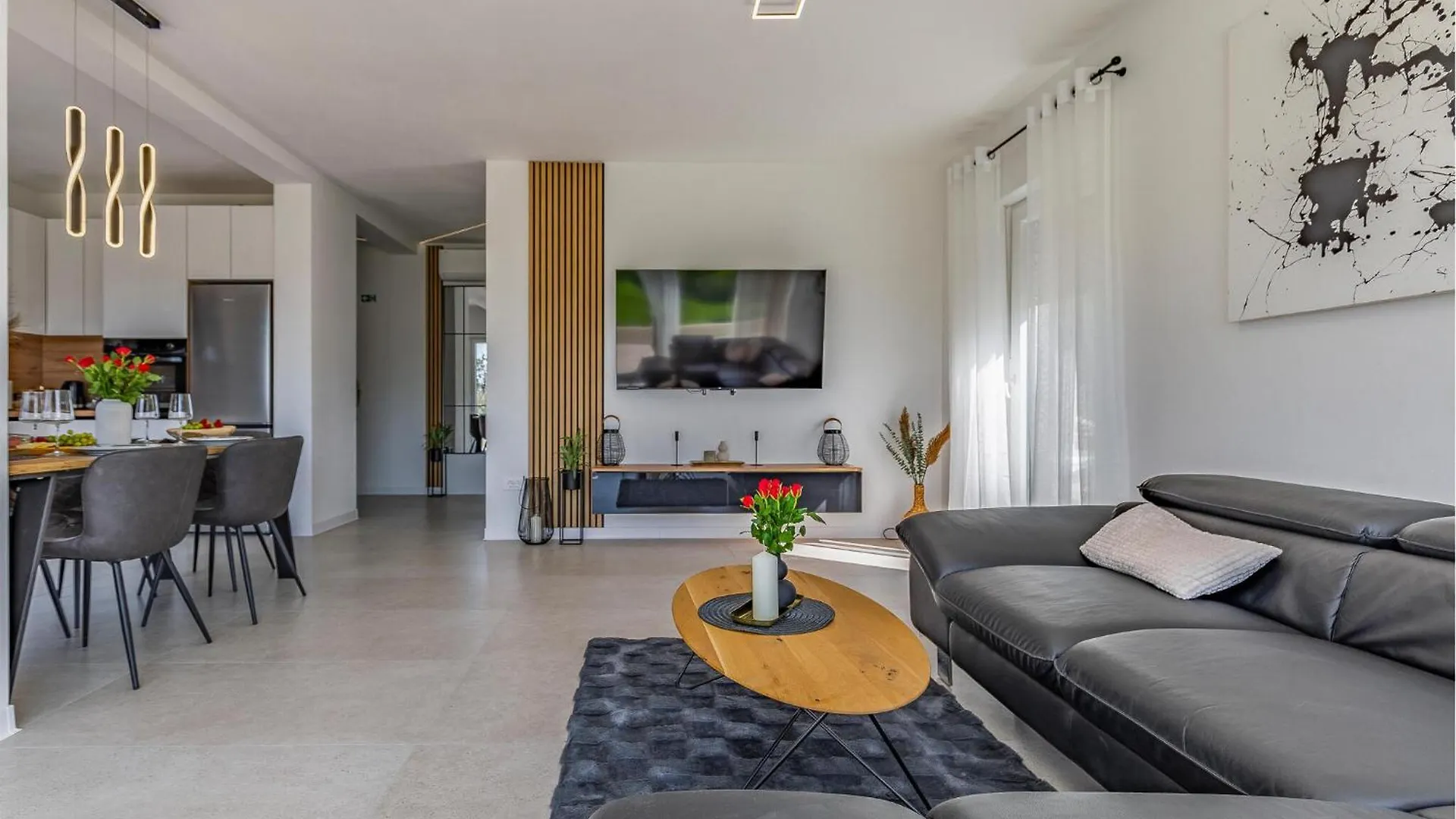 2 Bedroom Lovely Apartment In プーラ